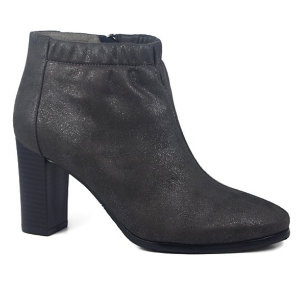 NWT ANTELOPE Suede Ankle Bootie Sz 6 - Picture 1 of 7